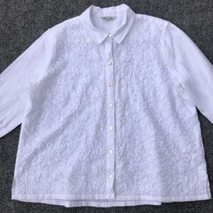 John Mark 100% linen button up floral embroidered top size PXL